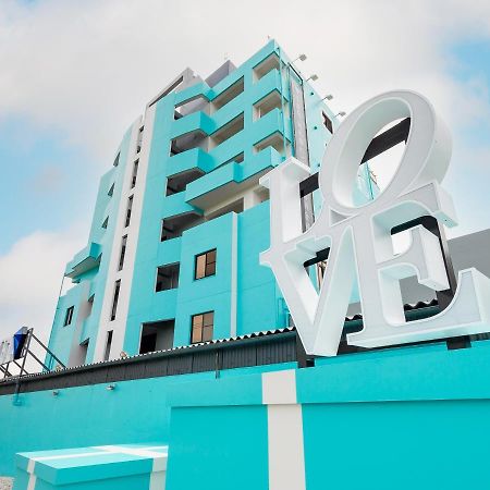 Hotel Love Jewel Китакюсю Экстерьер фото