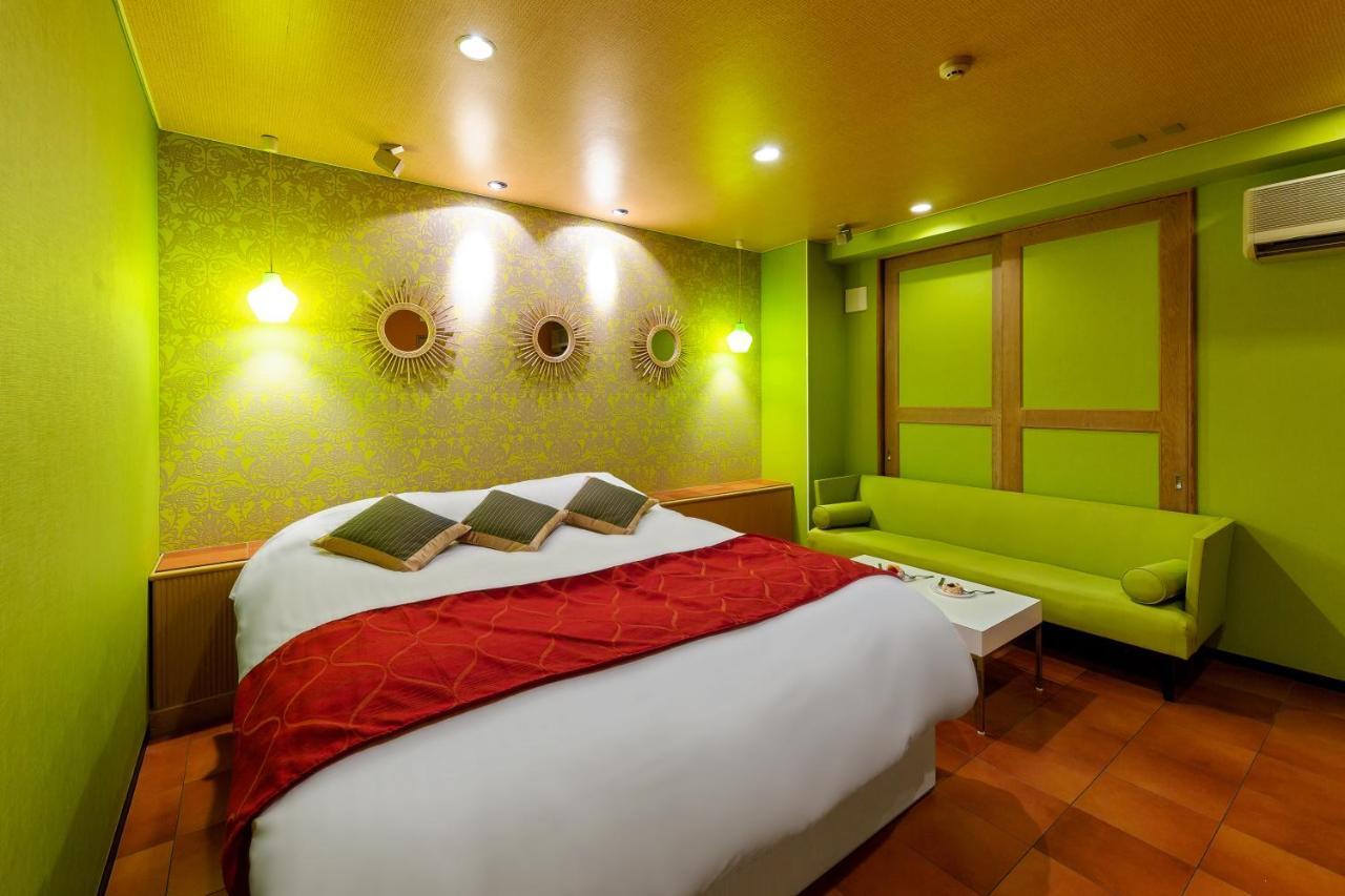 Hotel Love Jewel Китакюсю Экстерьер фото